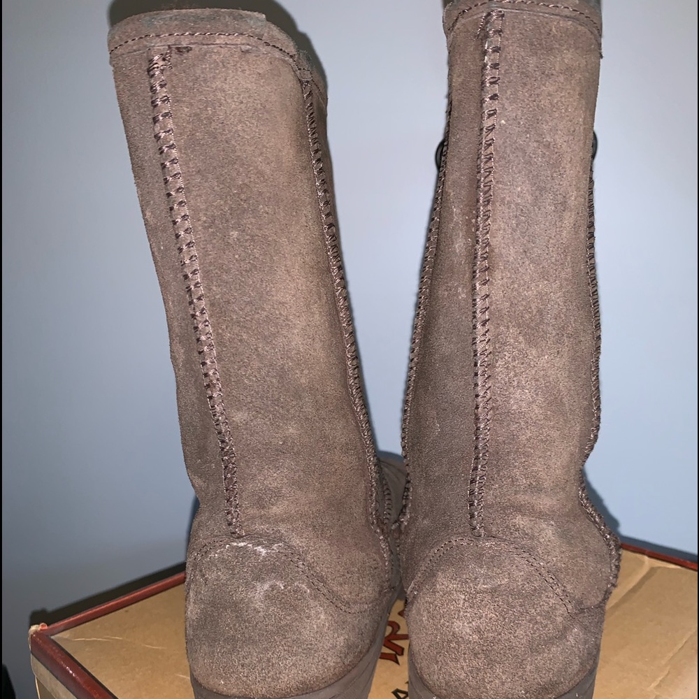 Boots - Picture 4 of 9